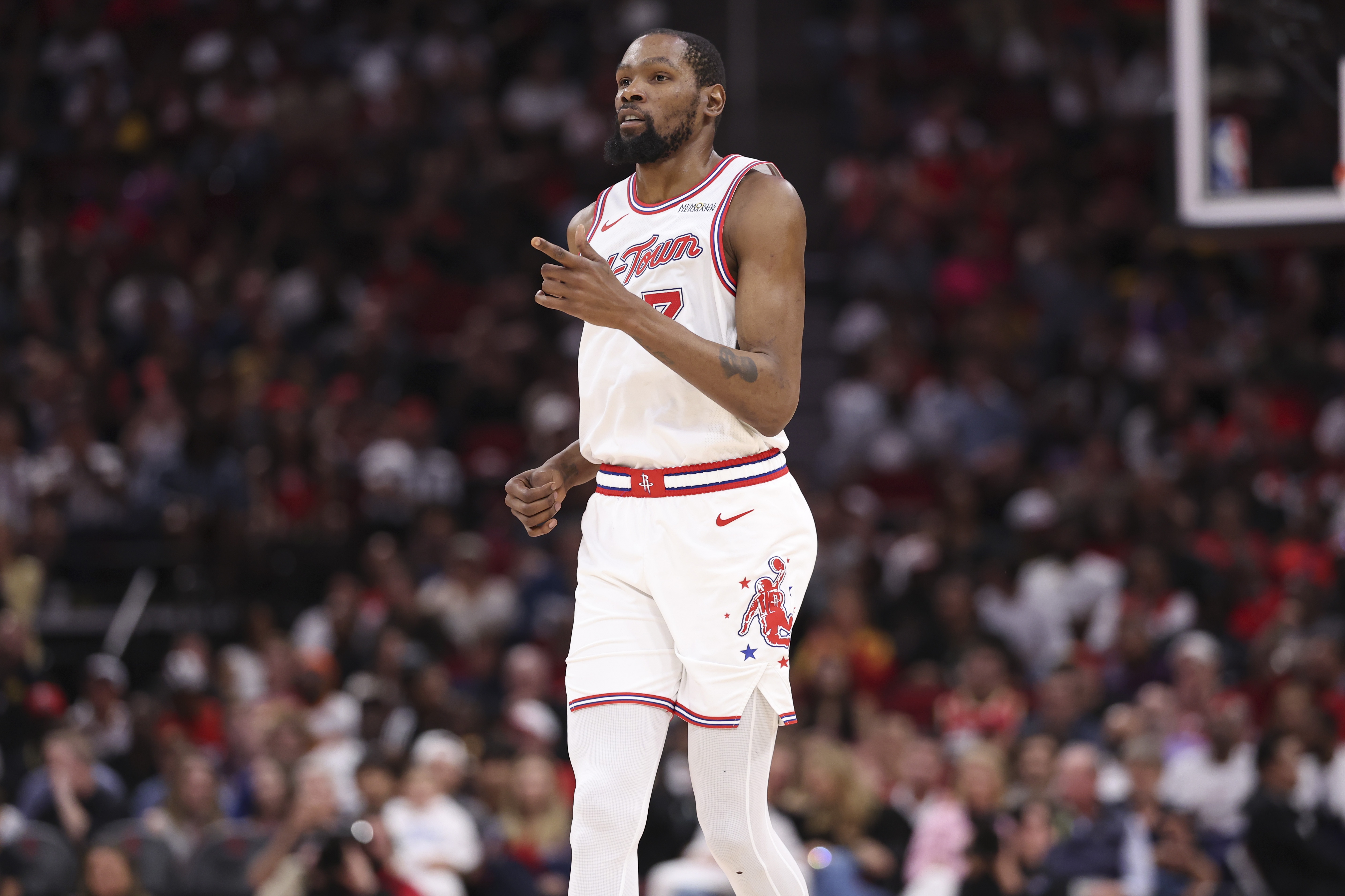 杜兰特G2出战存疑 赛前热身决定最终状态