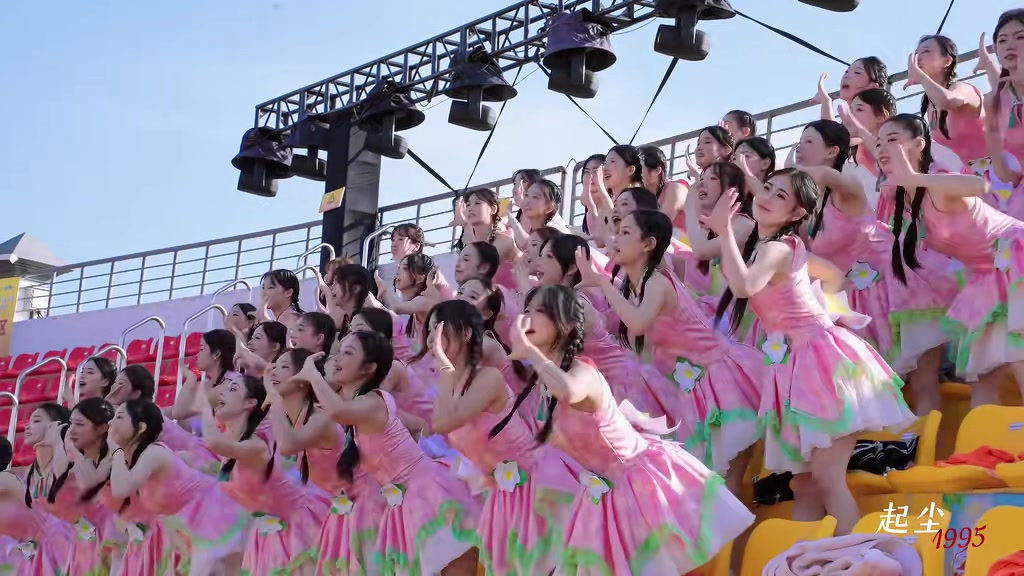 闽超漳州队0-2负龙岩，水仙花啦啦队抢镜