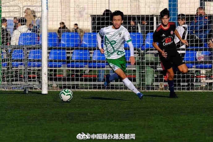 19岁中场李杨怿结束留洋归国，加盟武汉三镇U20
