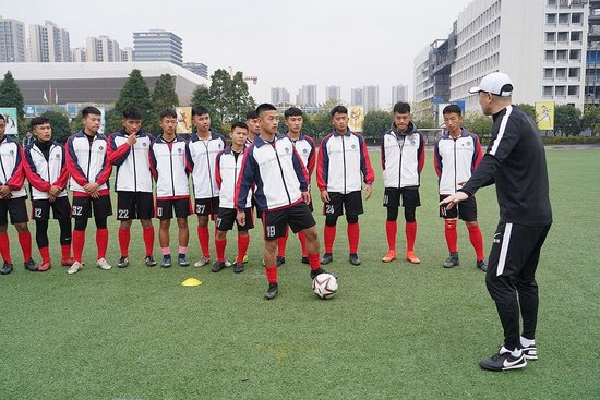 孙继海一天双热搜：足协杯抽签引德比，青训索赔18万惹争议
