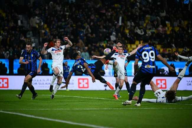 邓弗里斯双响 国米2-0亚特兰大进超级杯决赛