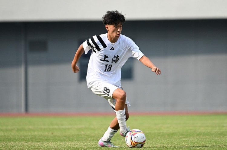 葡超U23前腰刘锦程试训大连英博,全运会预赛两助攻 葡超U23前腰刘锦程试训大连英博,全运会预赛两助攻