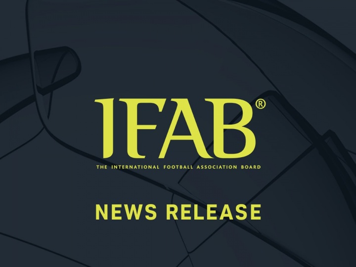 IFAB官宣:2026世界杯定位球开球前进攻犯规 VAR可追溯介入 IFAB官宣:2026世界杯定位球开球前进攻犯规 VAR可追溯介入