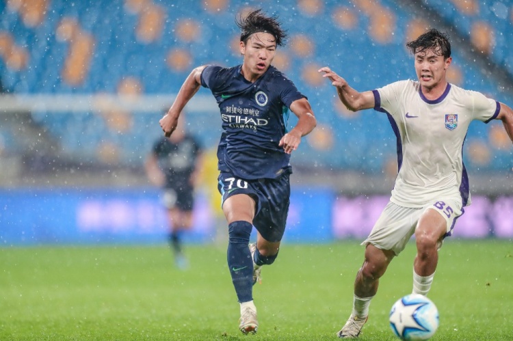 单刀被扑+雨战中断+替补闪击 深圳U20客场1-1津门虎